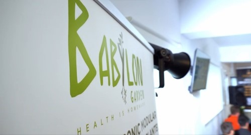 Babylon Garden System presentation and microplant tasting at Invest Hub launch event.